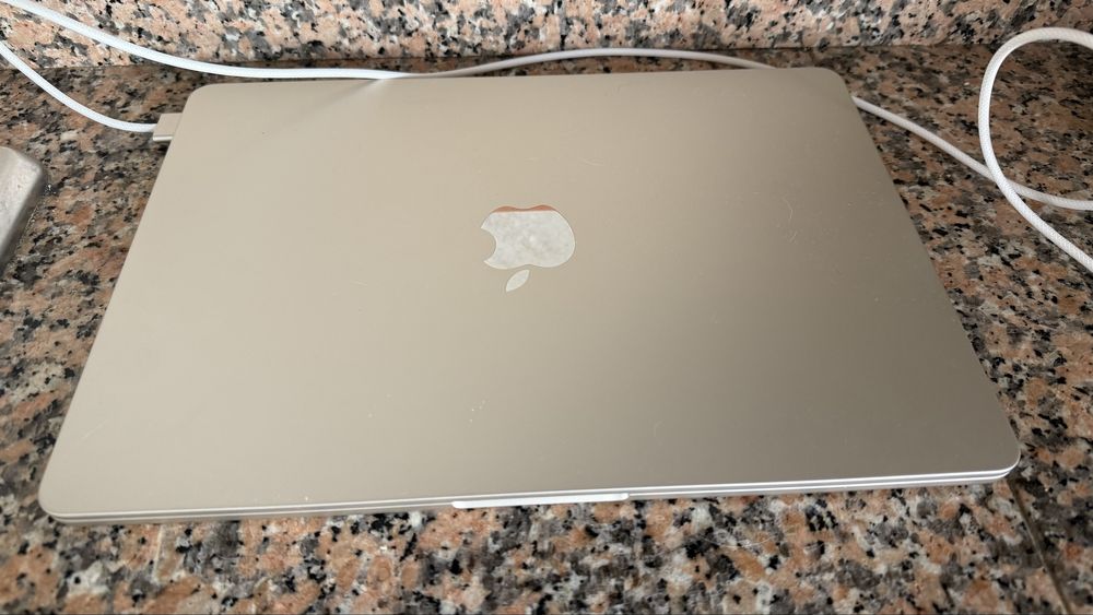 Macbook pro 13” appl