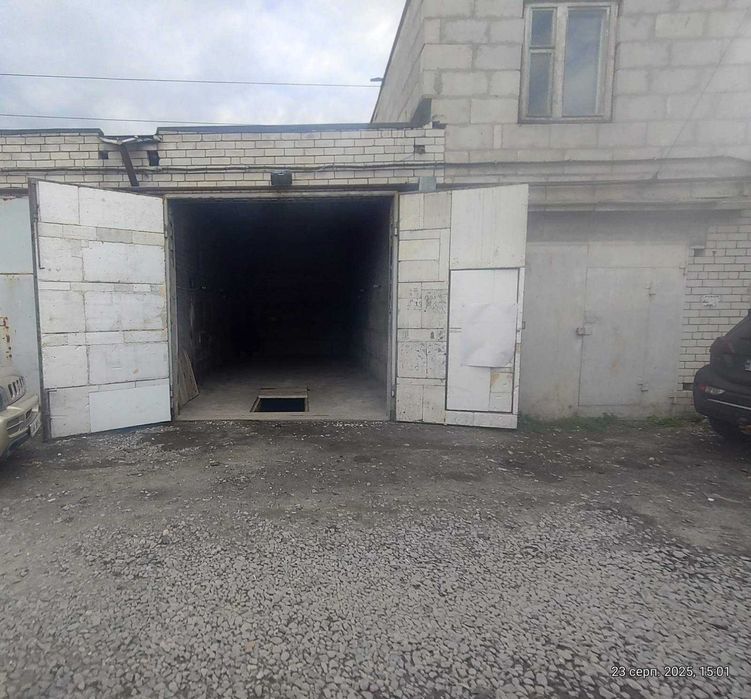 Гараж великий Троєщина Під підіймач СТО малярка склад цех виробництво