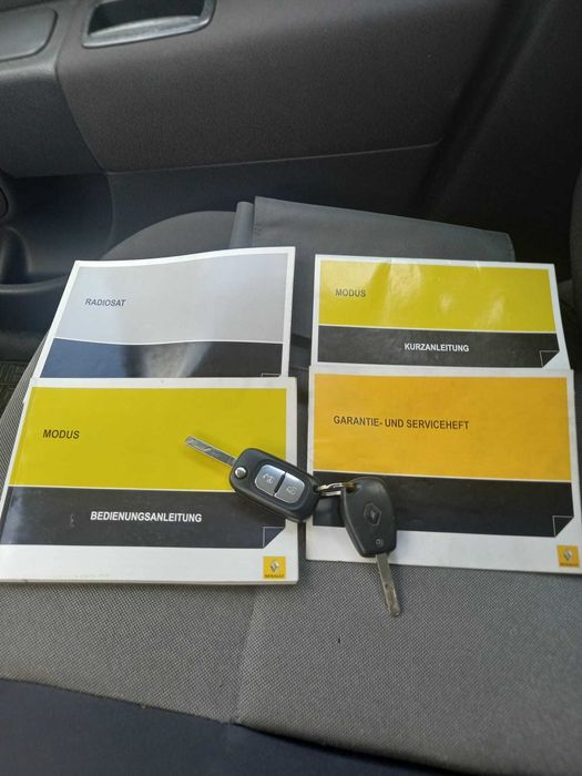 Renault Modus 1.2 rok 2009 z klimą