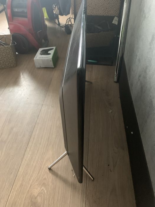 Telewior Samaung  32 cale UE32K4100AW Tv / Monitor
