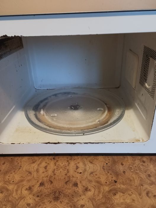 Микроволновая печь.