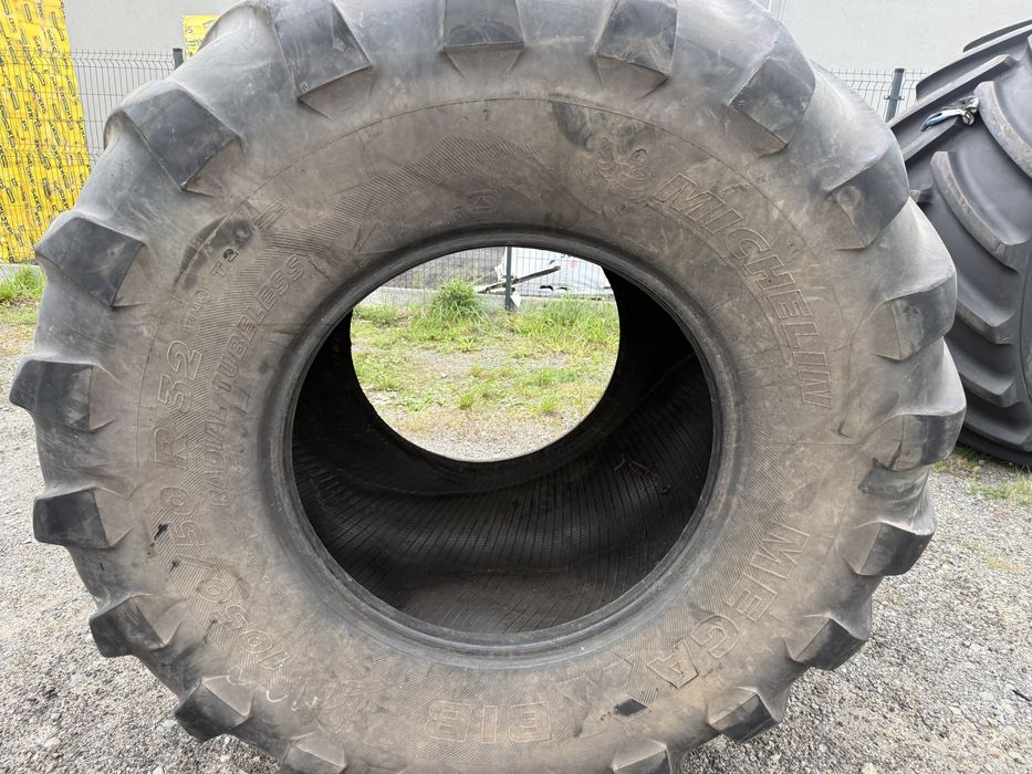 Opona 1050R32 Michelin