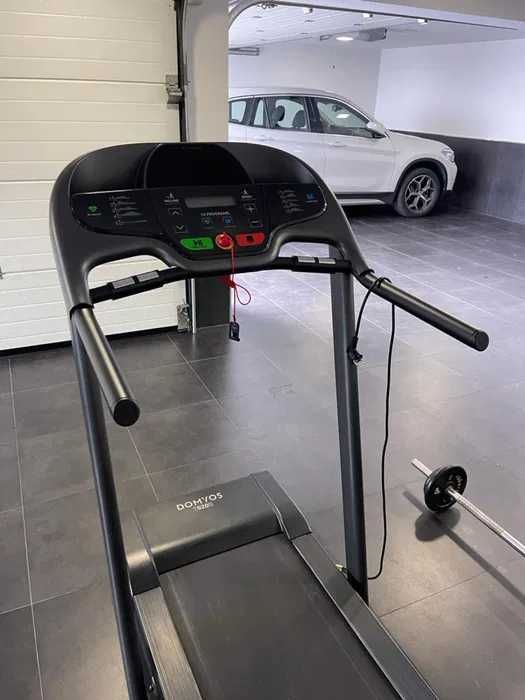 Bieżnia Domyos T520B na wynajem z dostawą i wniesieniem wypożyczalnia