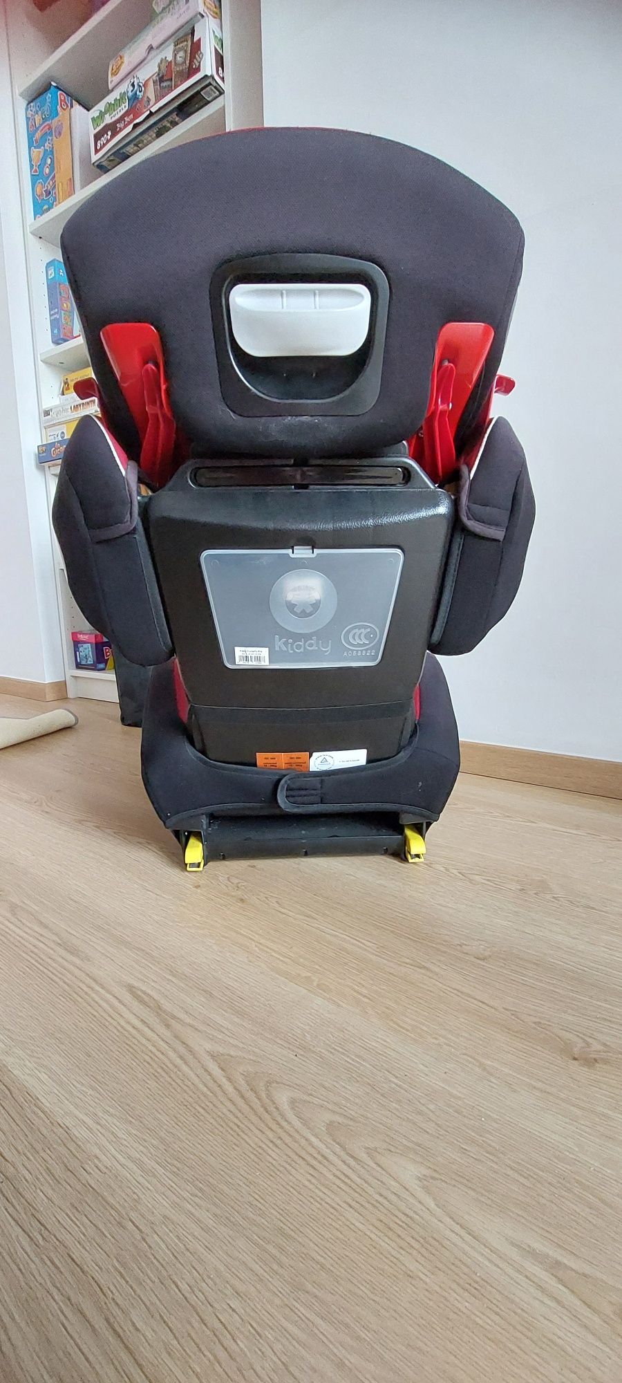 Fotelik Kiddy Cruiserfix Pro 15-36 Kg bezwypadkowy
