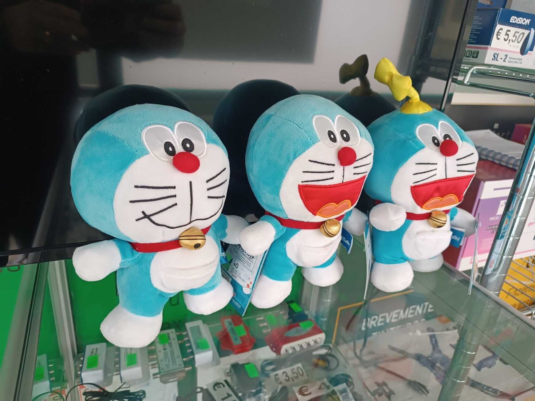 Peluches Doraemon tamanhos T20 E T30 CM