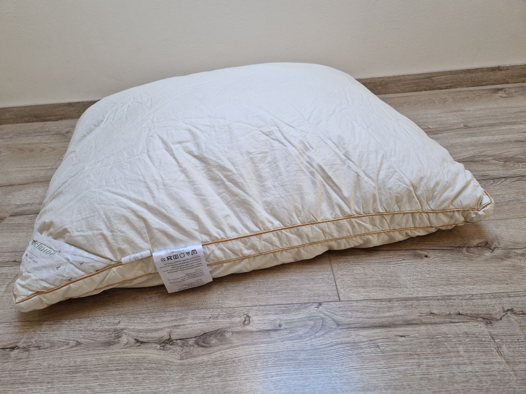 Zestaw AMZ poduszka 70x80 i kołdra 155x200 100% puch