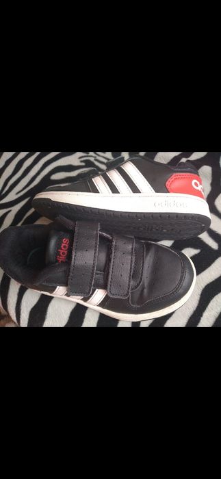 Czarne buty adidas dla chlopca 27