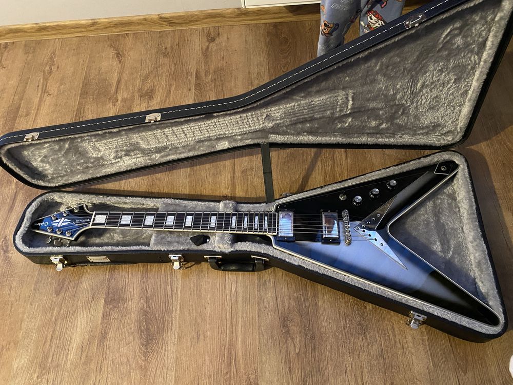Epiphone brent hinds silverburst flying v