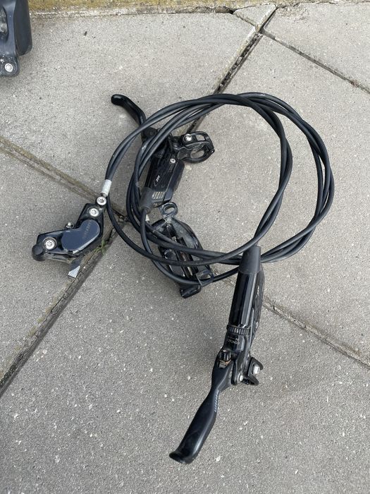 Hamulce sram code rsc przód tył komplet ( shimano saint zee sram )