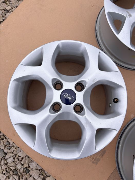 Felgi aluminiowe ford 4x108 R15 alufelga