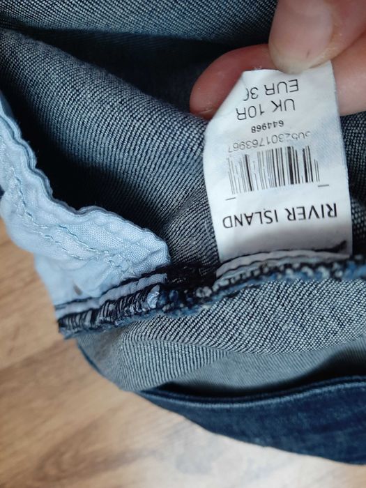 38/10 jeans-River Island-wygodne