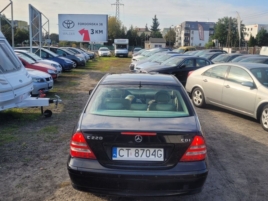 Mercedes • Rezerwacja • Zamiana • Skup Aut • Pułaskiego 34
