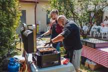Catering grillowy na imprezy okolicznościowe pikniki festyny