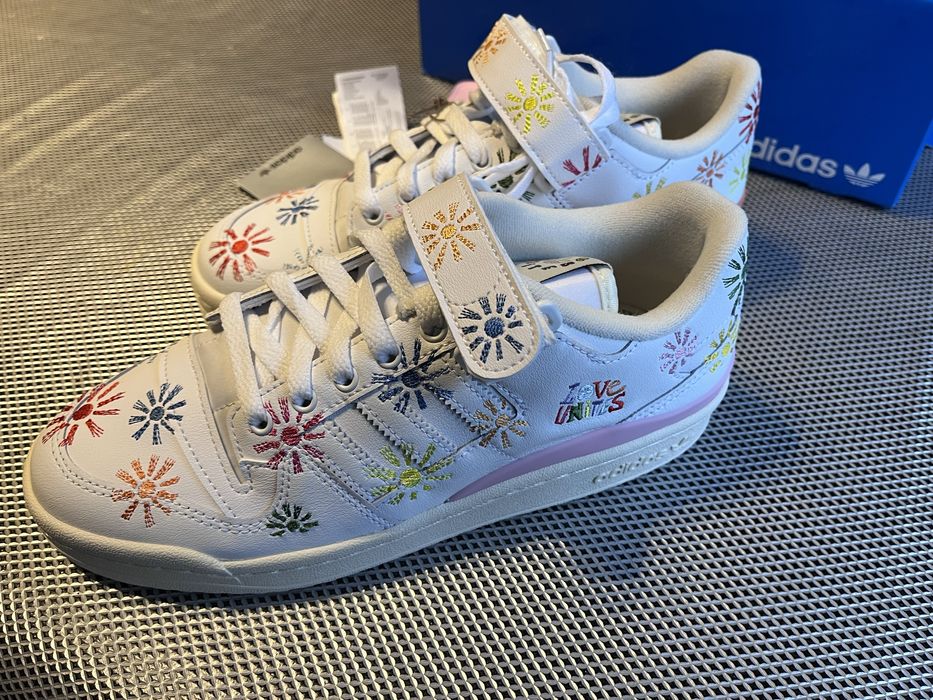 Sapatilhas ADIDAS Novas