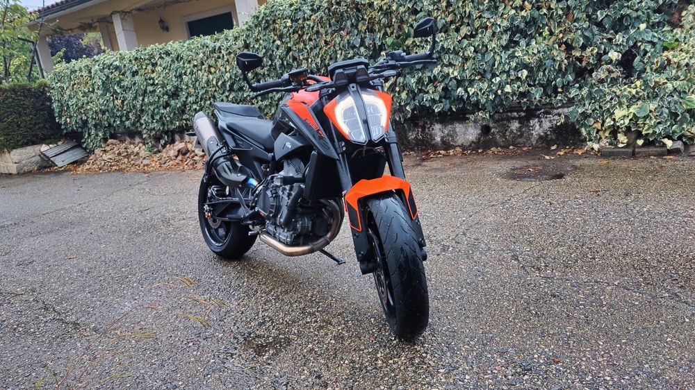 KTM 890 Duke