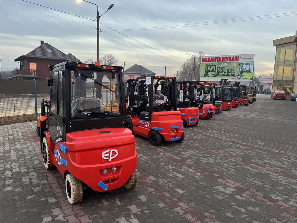 Навантажувач електричний новий EP TDL161, 4.8м., 1.6т. Li-Ion