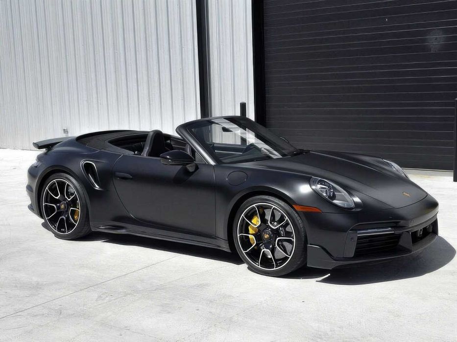 Porsche 911 Turbo S      2021