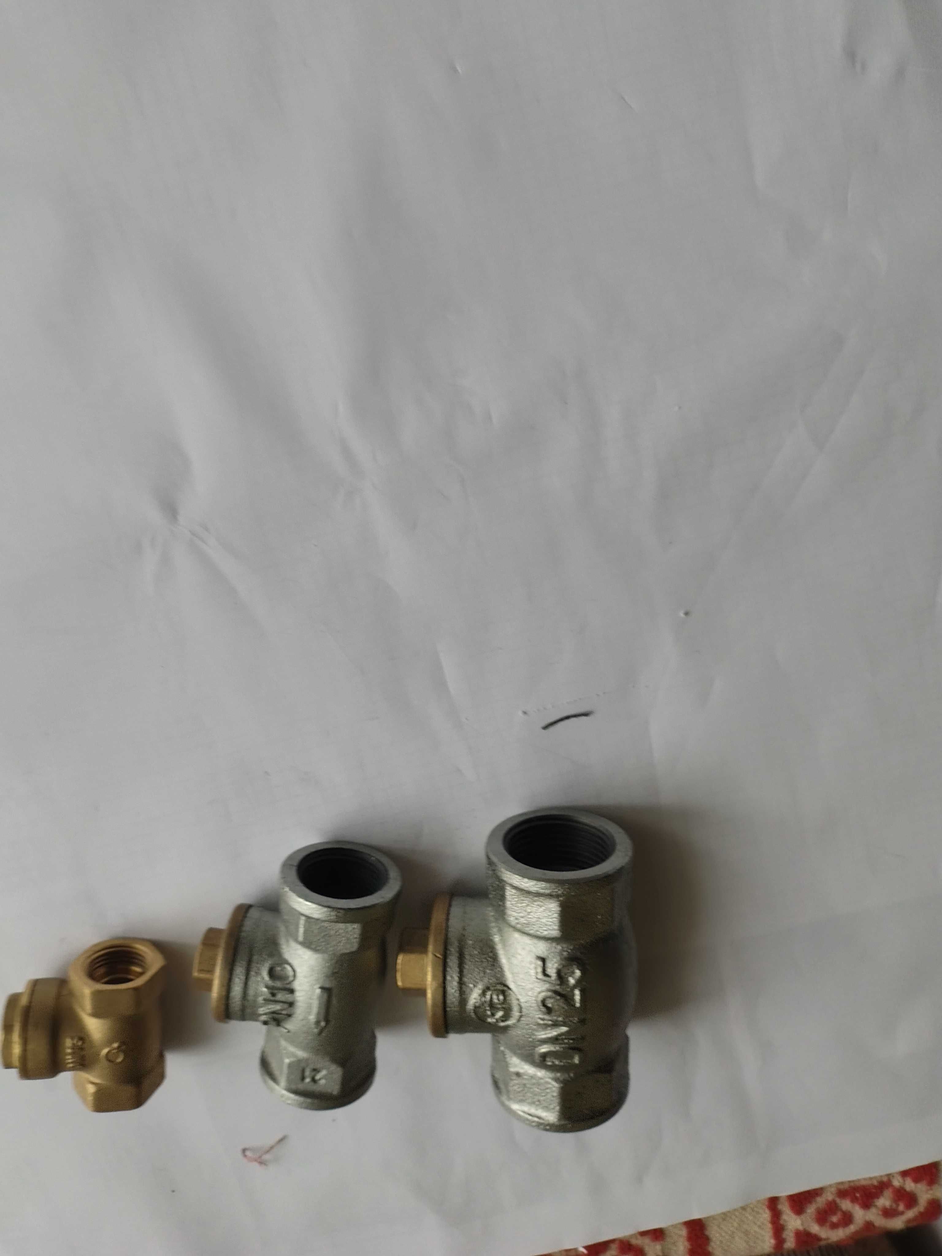 Zawory zwrotne żeliwne  ocynkowane i mosiężne 1",3/4",1/2" NOWE  3 SZT