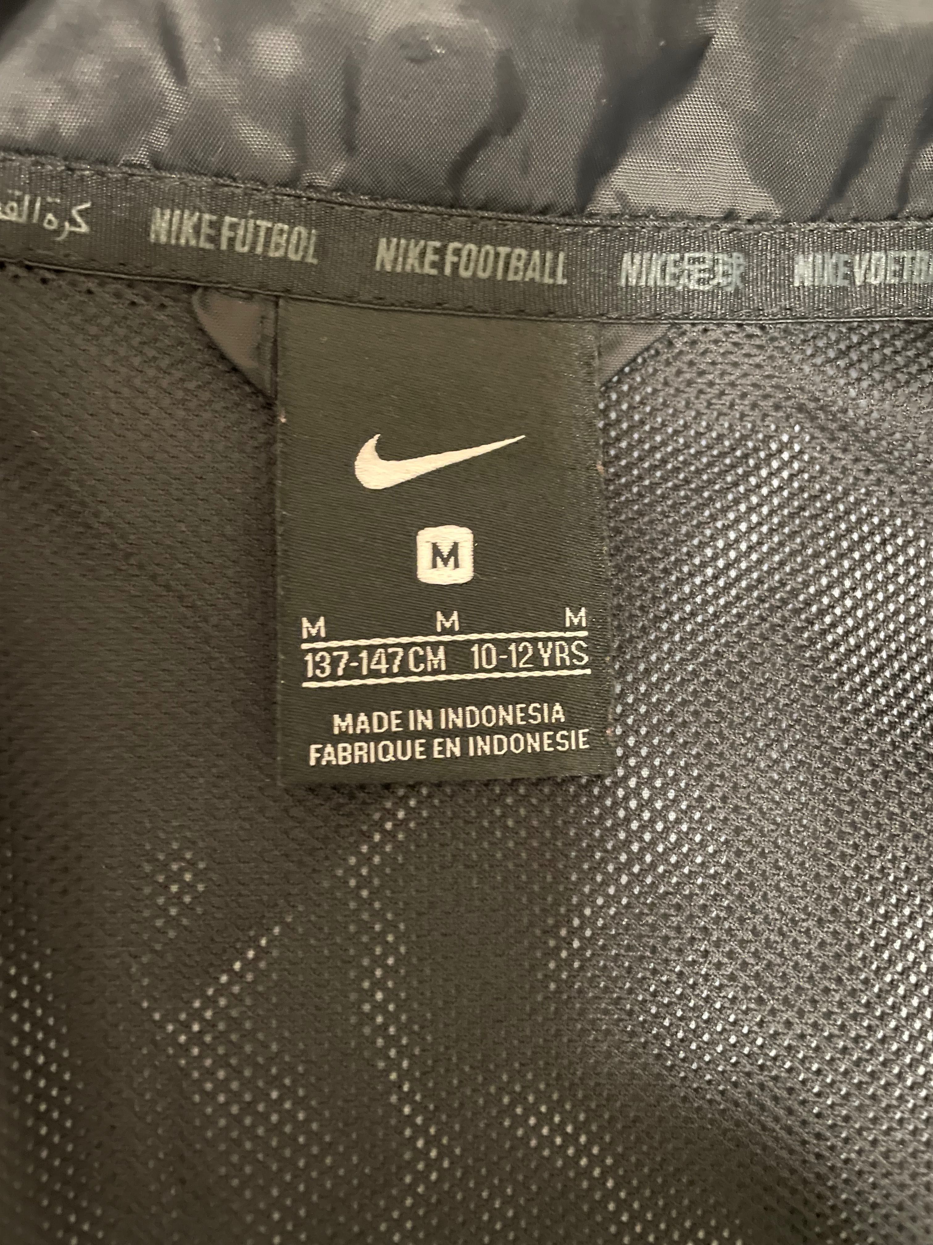 Wiatrówka dla dziewczynki Nike