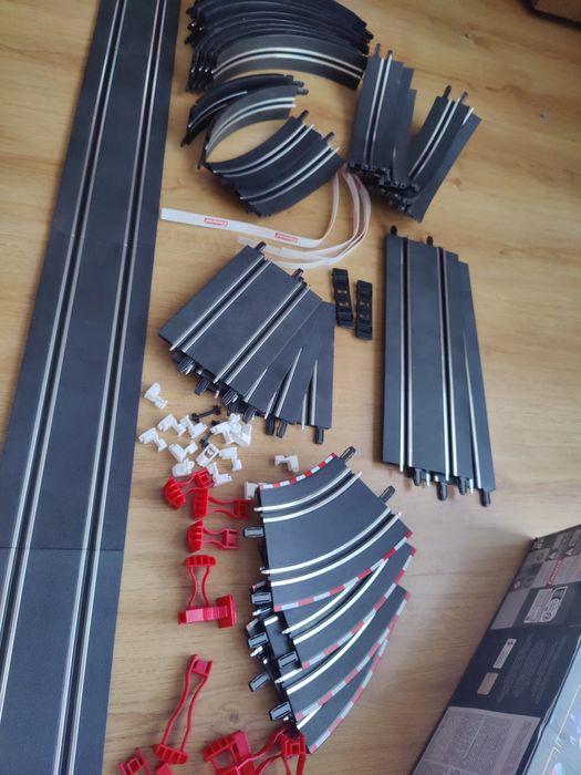 Tor UP TO SPEED GO 8,9m 1/43 Carrera 62549