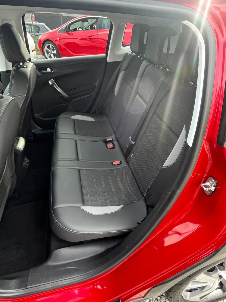 Peugeot 2008 1.2 thp gtline