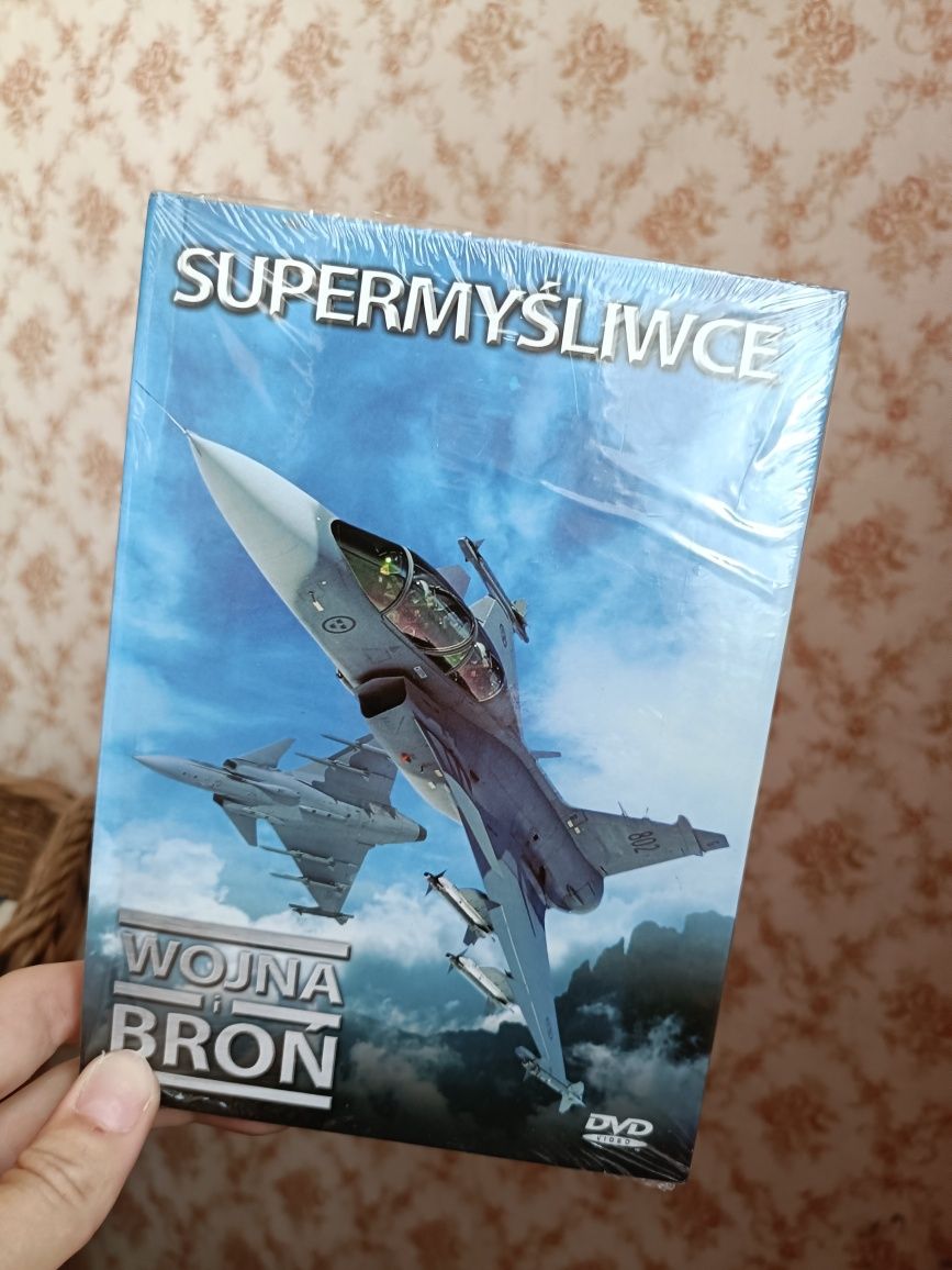 Supermyśliwce DVD