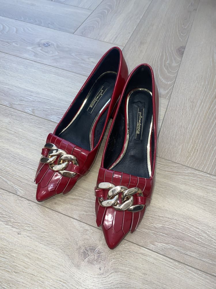 Buty na obcasie 36