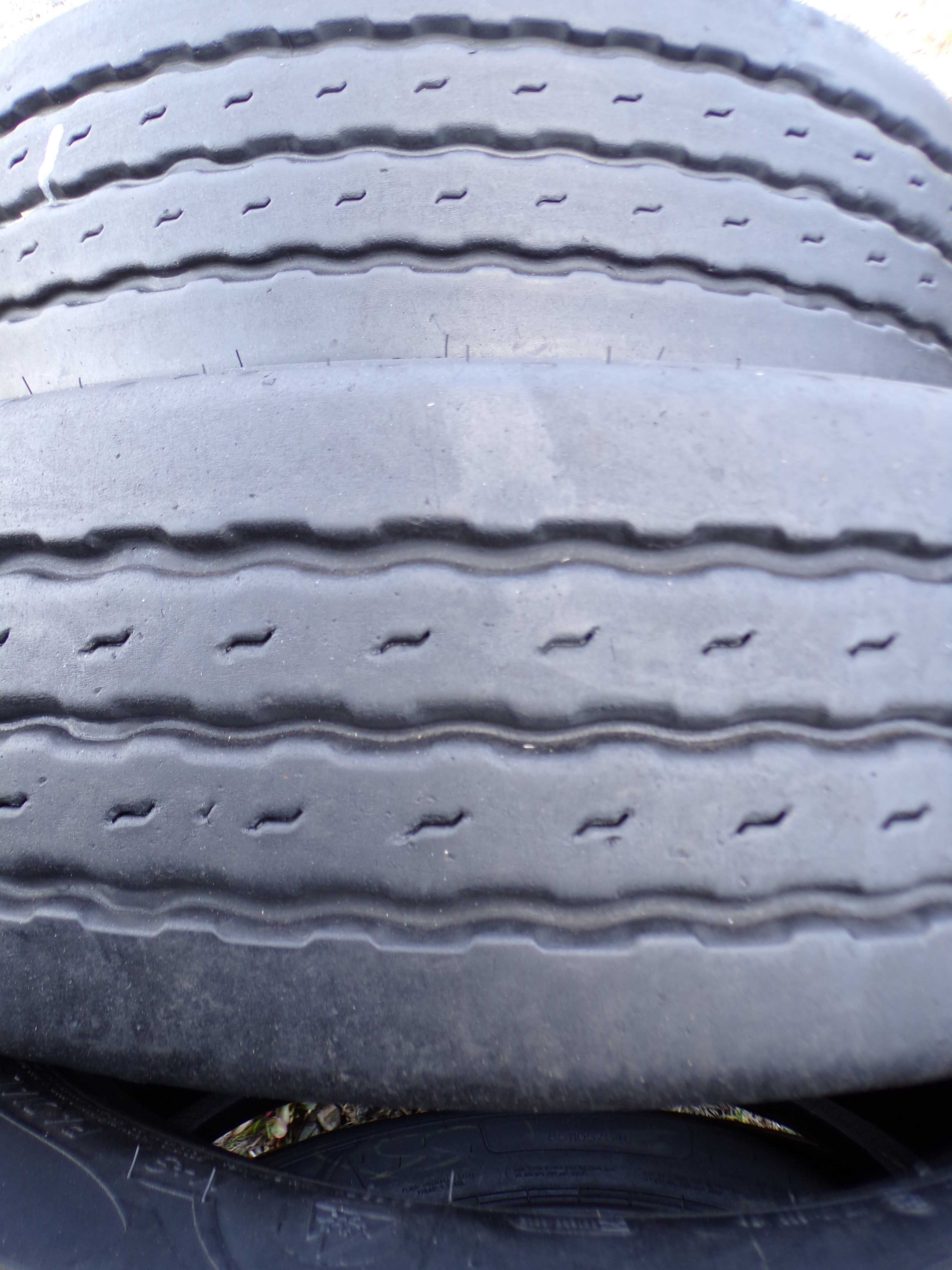 Opona 215/75R17.5 GOODYEAR KMAX T (370 netto/szt.)