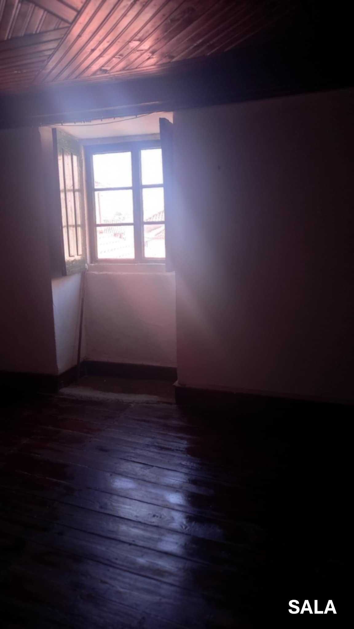 Moradia em banda à venda