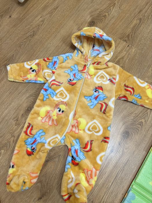 Продам теплі дитячі речі на дівчинку