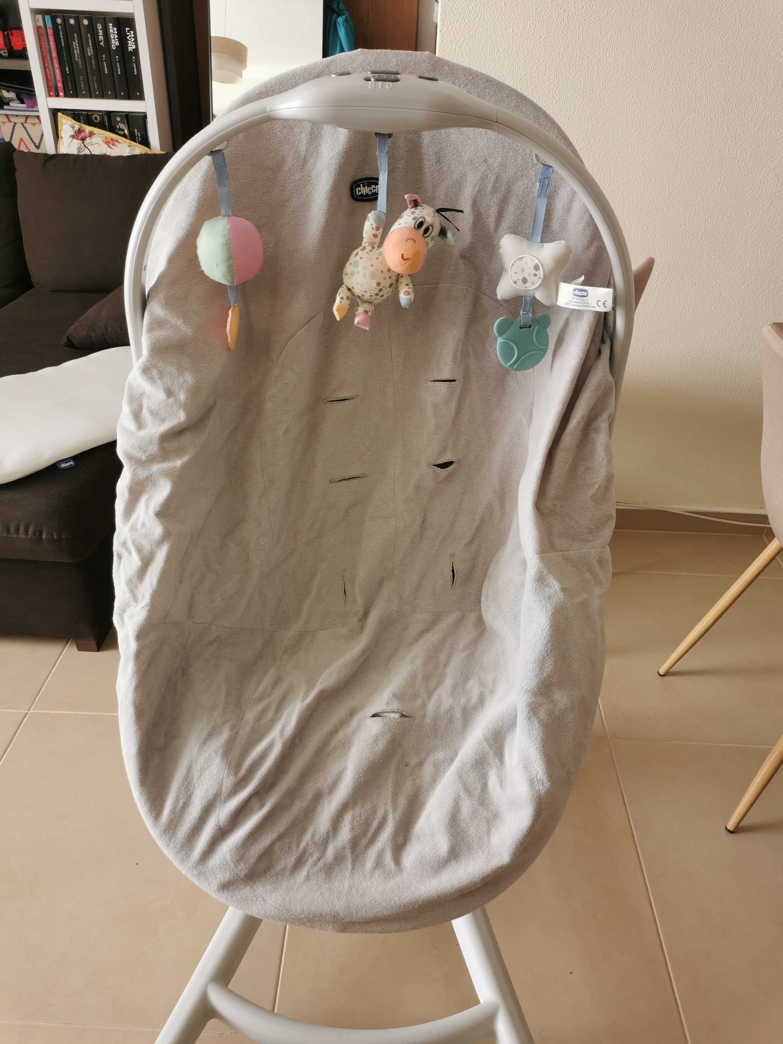 Berço Baby Hug 4 em 1