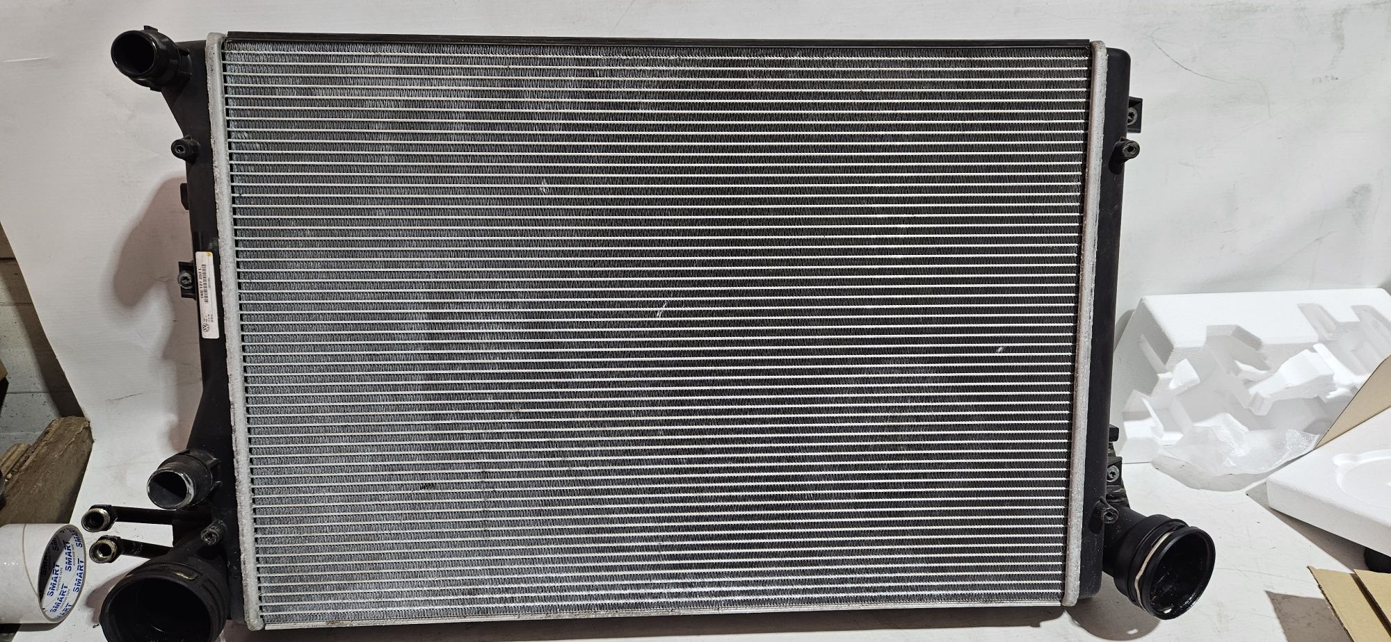Chłodnica klimatyzacji intercooler 2.0 tsi tfsi passat b6 automat