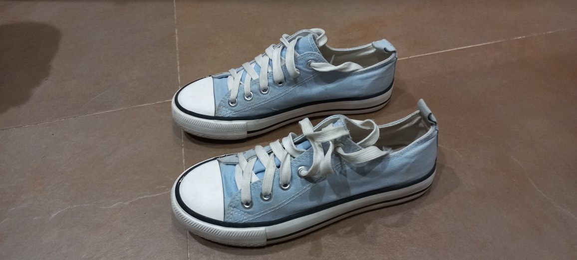 Tenis tipo All Star azul claro n°36
