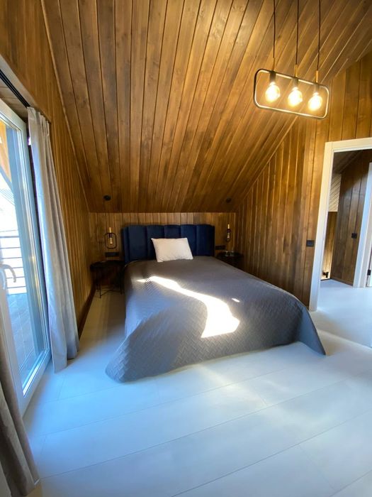 Оренда 2 поверхового видового будинку біля Львова