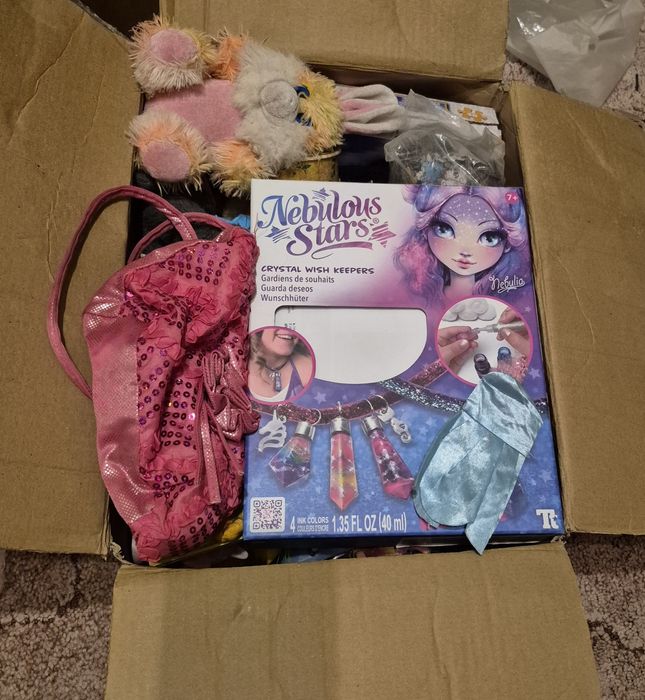 Віддам іграшки для дівчинки