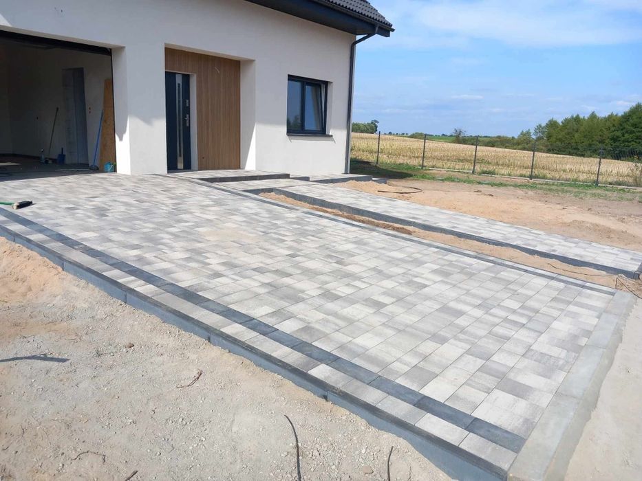 Układamy kostkę i kamień ! Ogrodzenia panelowe!