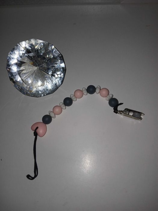 Zawieszka do smoczka rózowa