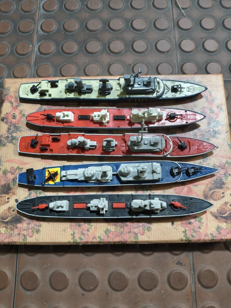 coleção de barcos de brinquedo "Matchbox Sea Kings"