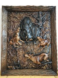 Картина з дерева, охота на кабана, мисливські собаки