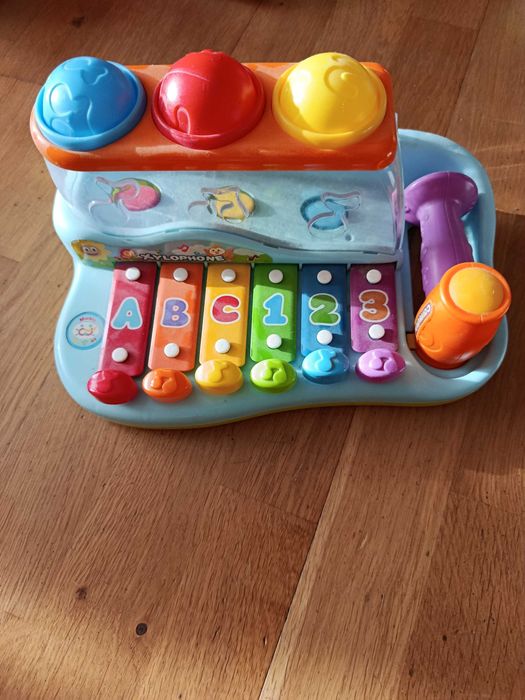 Іграшки розвиваючі  вік 1-2 роки