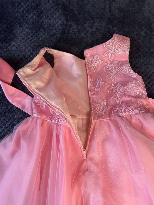 Дитяча святкова сукня