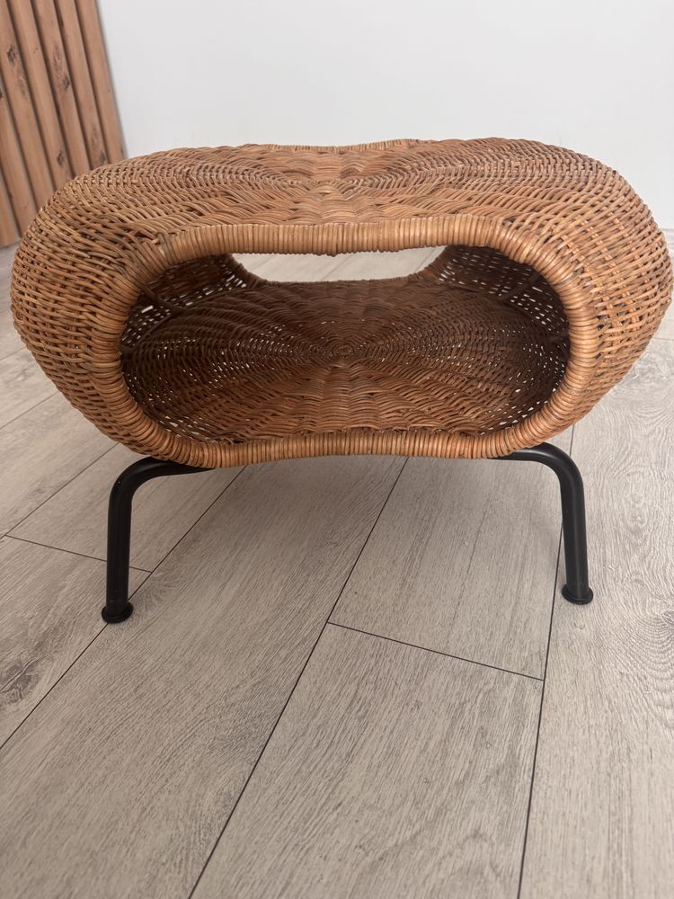 Podnóżek stolik wiklinowy Ikea