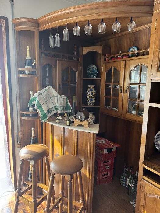 Móvel Bar com bancos