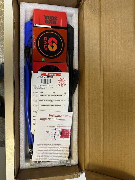 Потужна плата Daly Smart BMS 300A (BT BMS FAN, LiFePO4 16S