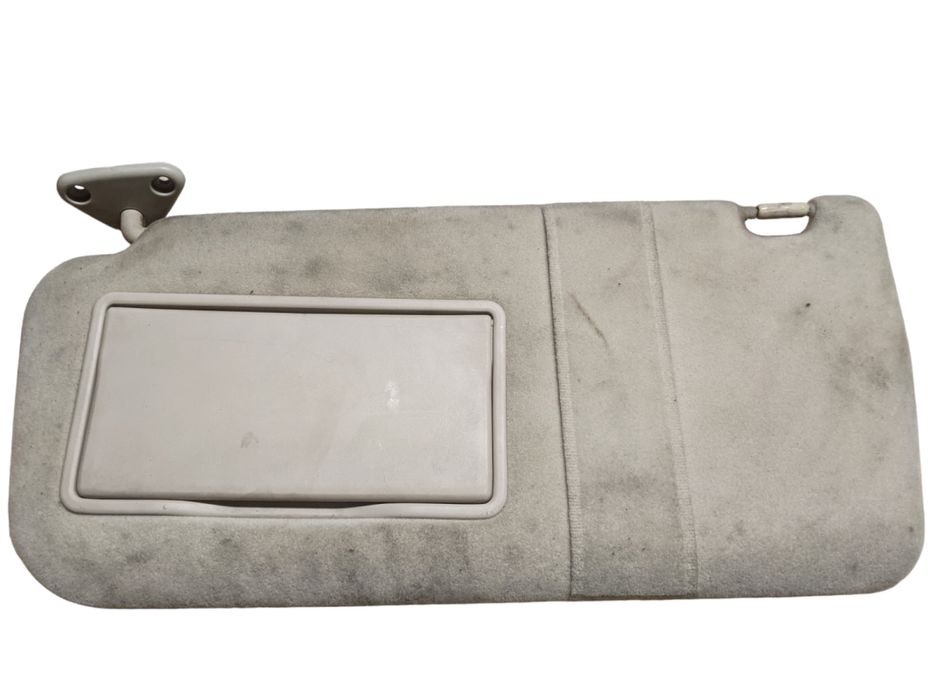 Защитный козырек левый Mitsubishi Pajero 3 1999-2006 разборка