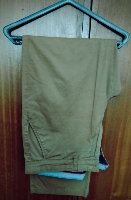 Calças Chino Giovanni Galli Semi novas 48