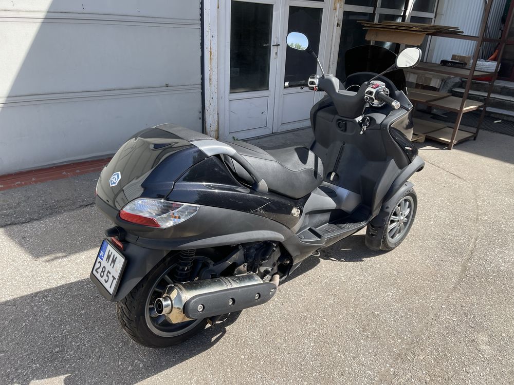 Piaggio mp3 400ie mały przebieg zarejestrowany