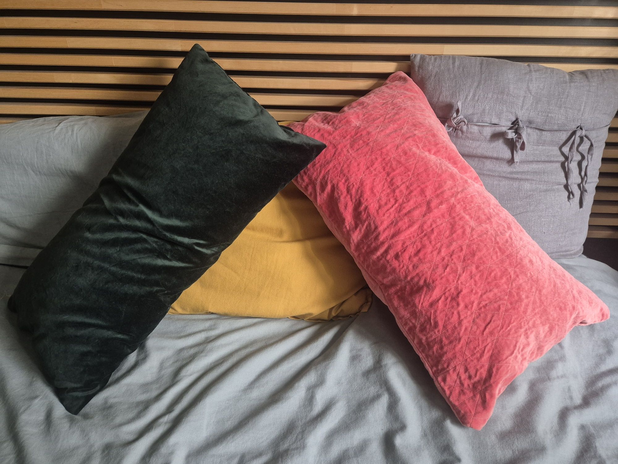 Poszewki IKEA 40x65 kolorowe, elegancki charakter #przytulnaatmosfera