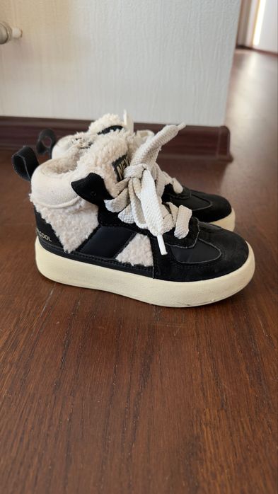 Теплі ботинки на дівчинку зимові