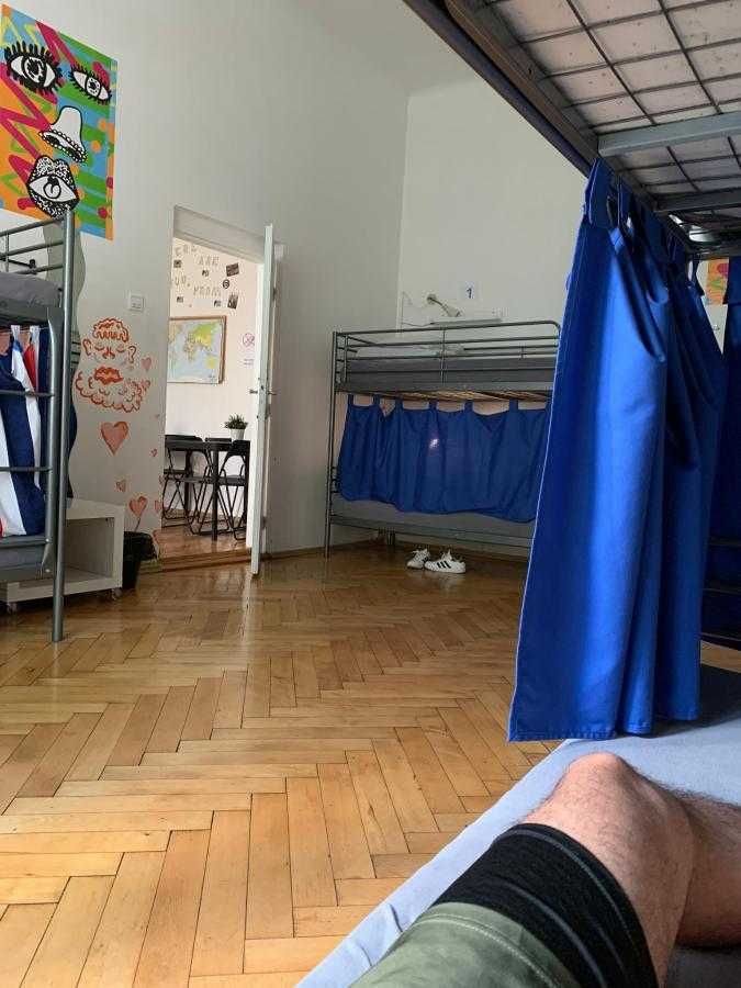 Хостел возле метро Льва Толстого! Мы ждем вас!